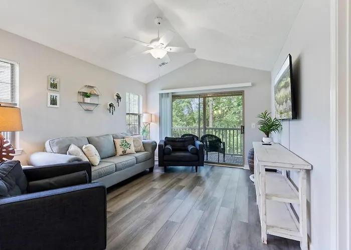 Beach Place At True Blue - Close To The Beach!